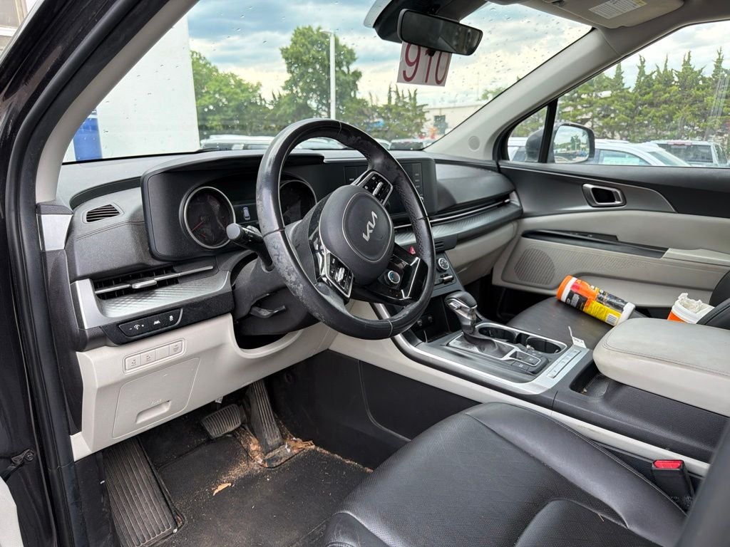 2022 Kia Carnival LXS