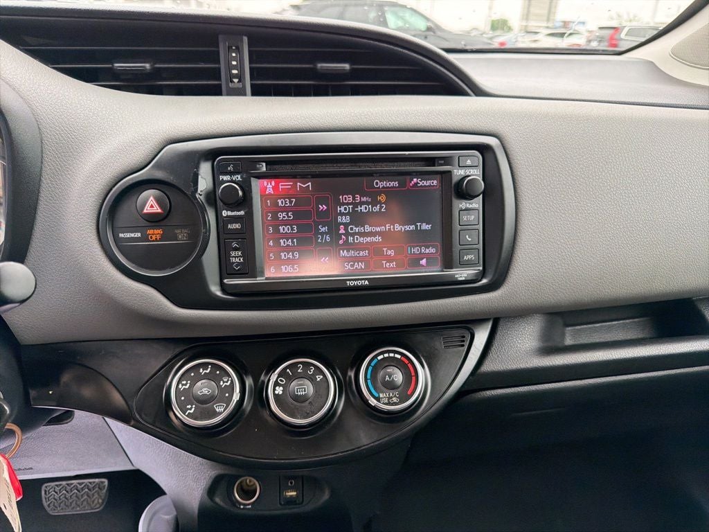 2017 Toyota Yaris L