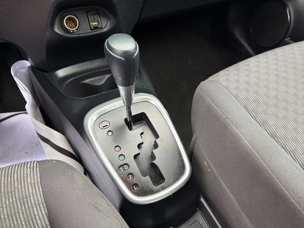 2017 Toyota Yaris L
