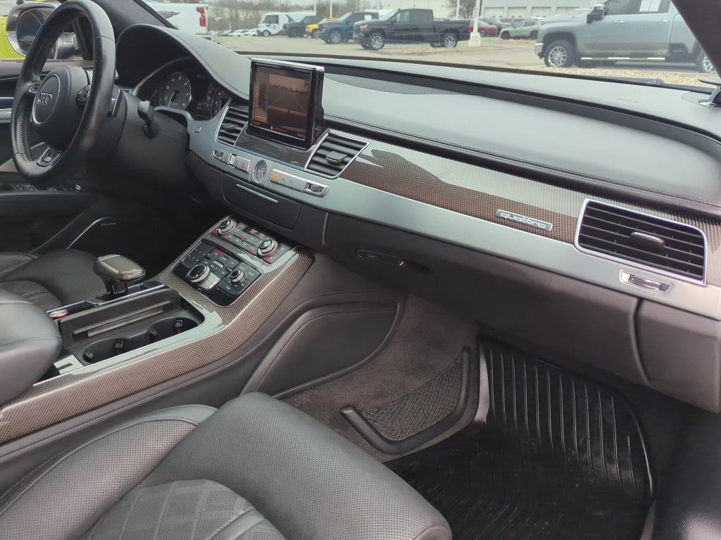 2014 Audi S8 4.0T quattro
