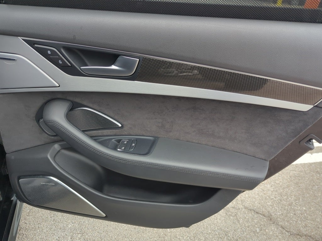 2014 Audi S8 4.0T quattro