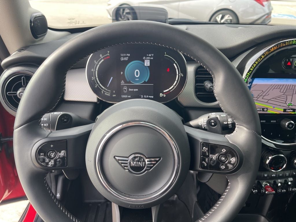 2024 MINI Cooper S Iconic