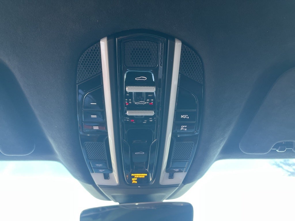 2018 Porsche Panamera Turbo