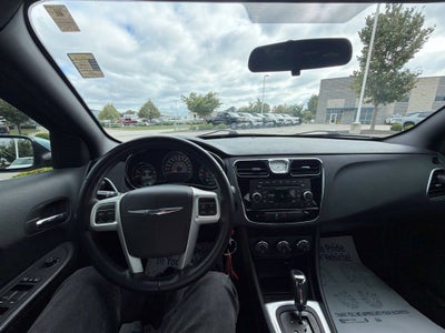 2014 Chrysler 200 Touring