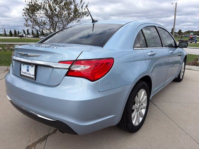 2014 Chrysler 200 Touring