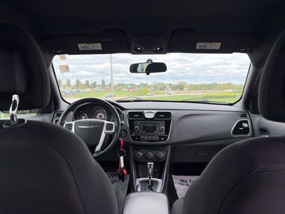 2014 Chrysler 200 Touring