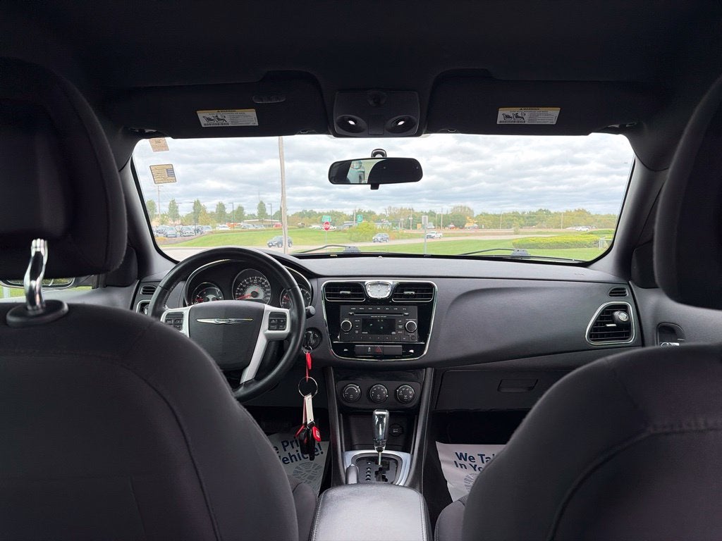 2014 Chrysler 200 Touring