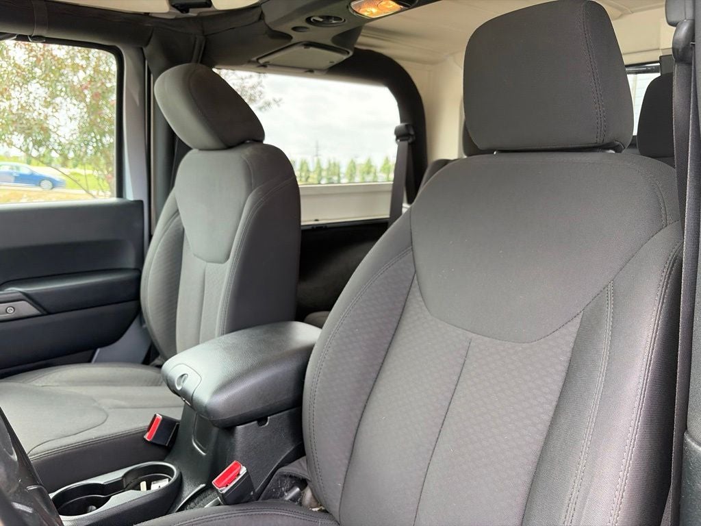 2017 Jeep Wrangler Sport