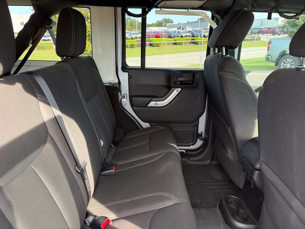 2016 Jeep Wrangler Unlimited Sahara