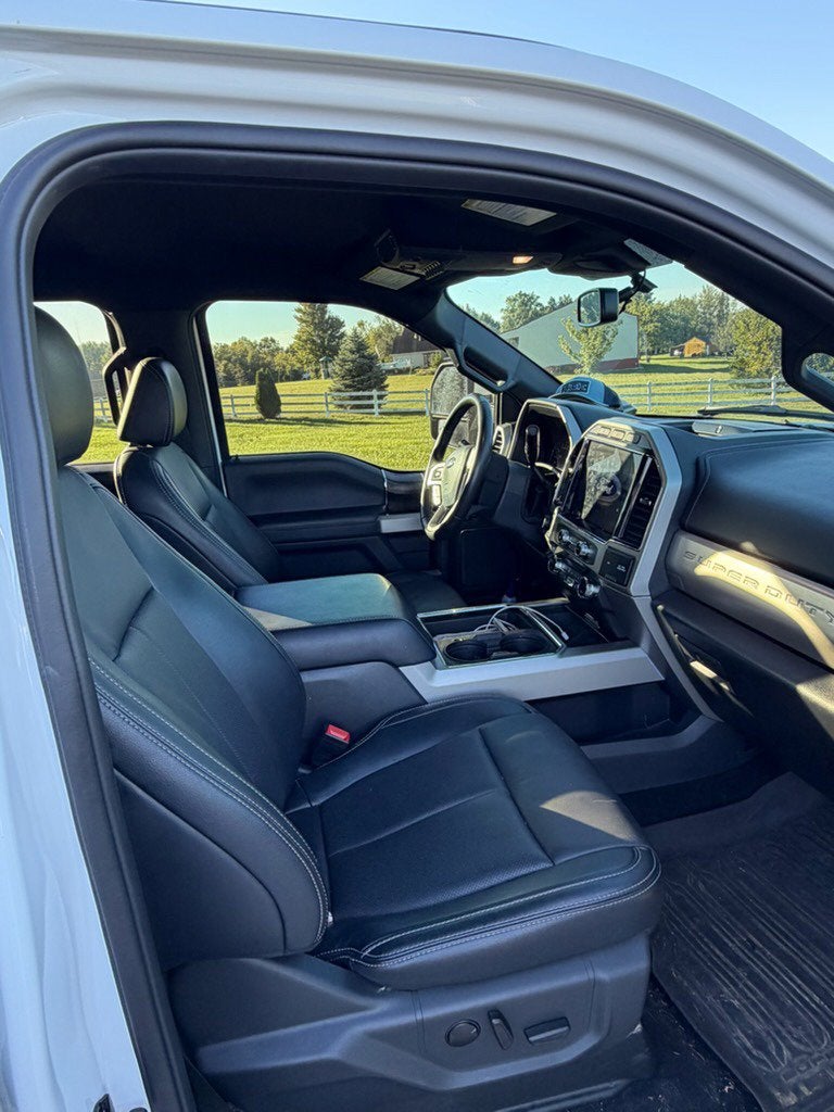 2022 Ford F-350SD Lariat