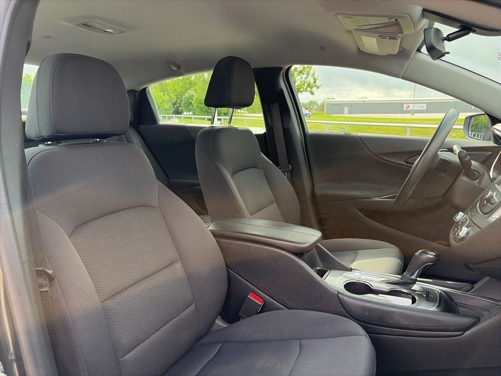 2016 Chevrolet Malibu LT 1LT