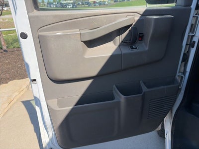 2017 Chevrolet Express 3500 LT Passenger