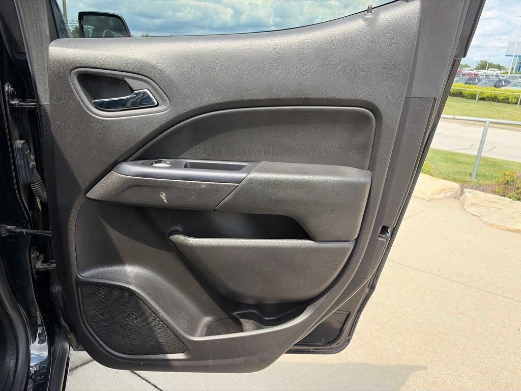 2017 Chevrolet Colorado LT