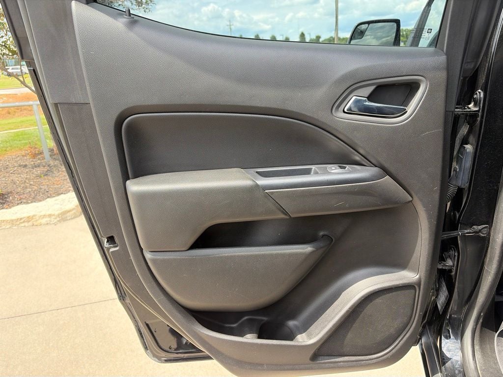 2017 Chevrolet Colorado LT