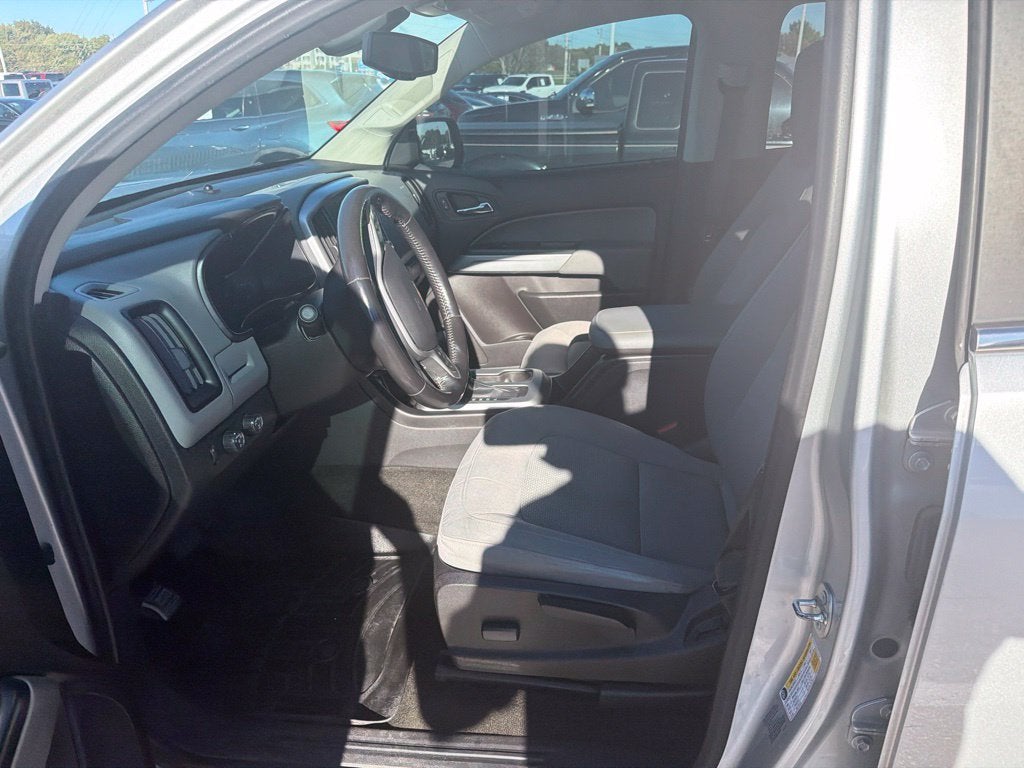 2017 Chevrolet Colorado LT