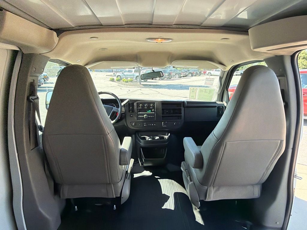 2025 Chevrolet Express 2500 Work Van Cargo