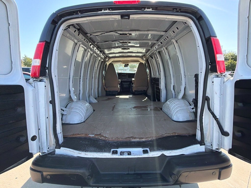 2024 Chevrolet Express 2500 Work Van Cargo