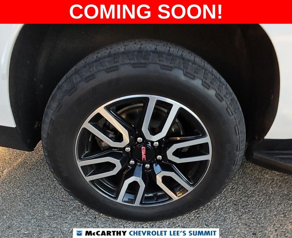 2022 GMC Yukon XL AT4