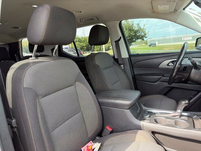 2018 Chevrolet Traverse LT Cloth w/1LT