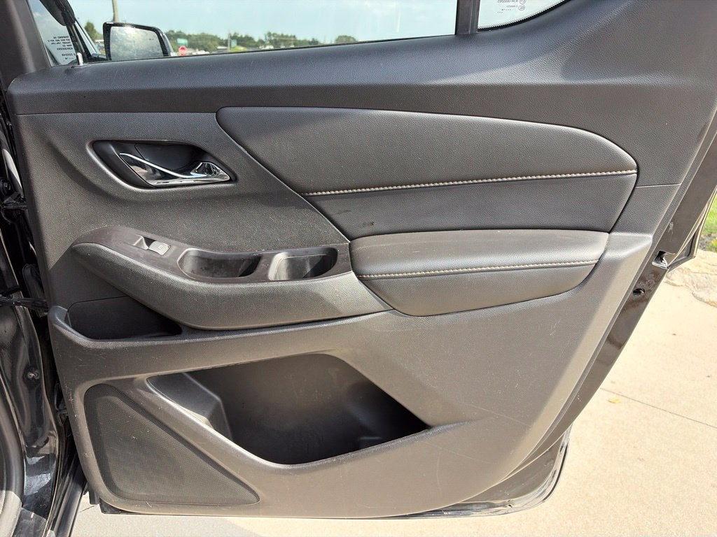 2018 Chevrolet Traverse LT Cloth w/1LT