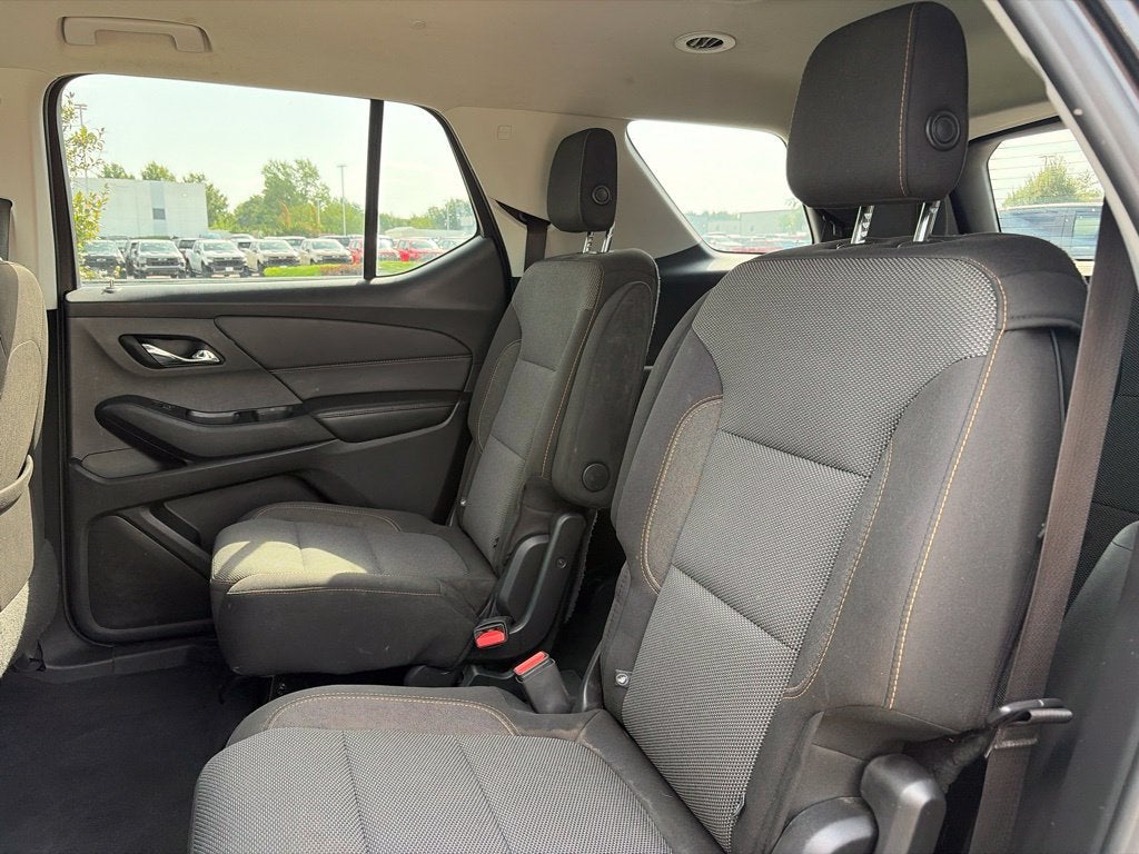 2018 Chevrolet Traverse LT Cloth w/1LT