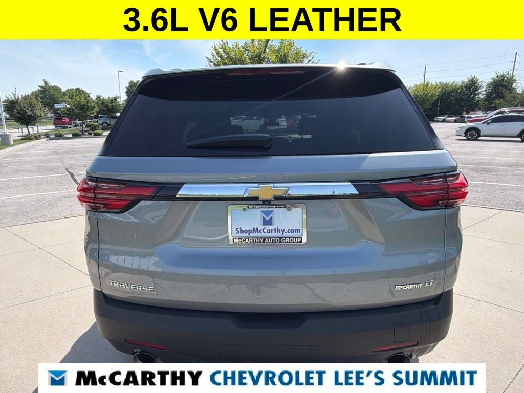 2023 Chevrolet Traverse LT Leather