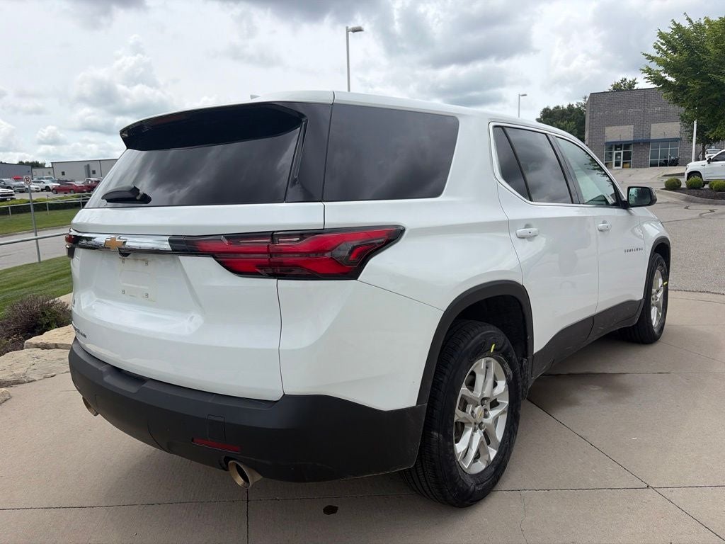 2023 Chevrolet Traverse LS