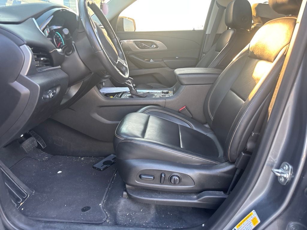 2021 Chevrolet Traverse LT Leather