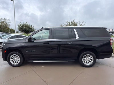 2024 Chevrolet Suburban LT