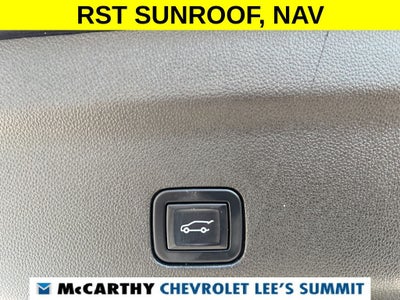 2022 Chevrolet Suburban RST