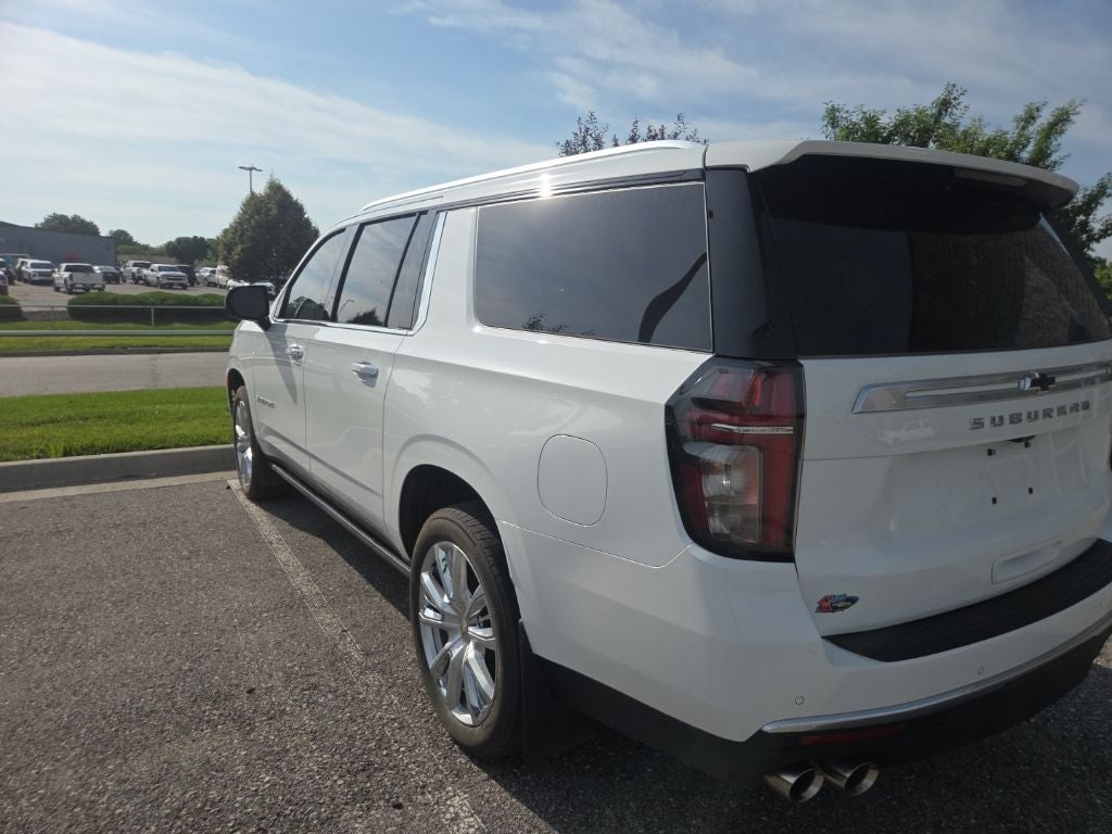 2023 Chevrolet Suburban High Country
