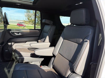 2023 Chevrolet Suburban High Country