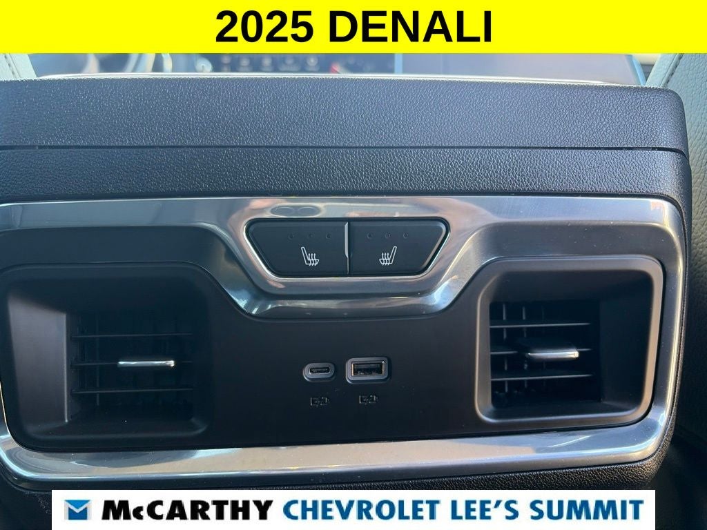 2025 GMC Sierra 3500HD Denali