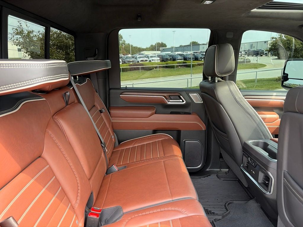 2025 GMC Sierra 3500HD Denali Ultimate