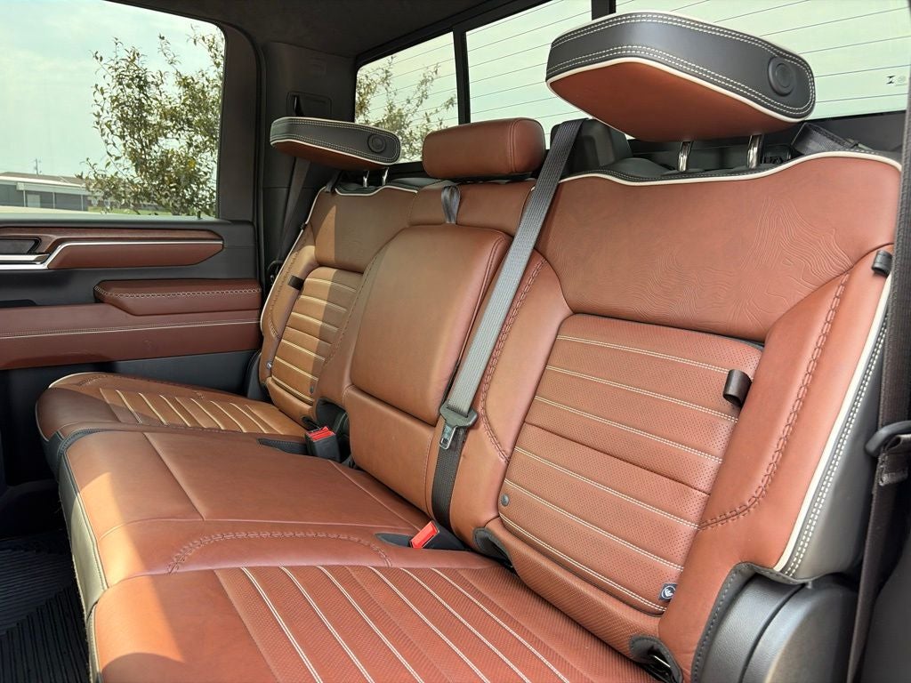 2025 GMC Sierra 3500HD Denali Ultimate