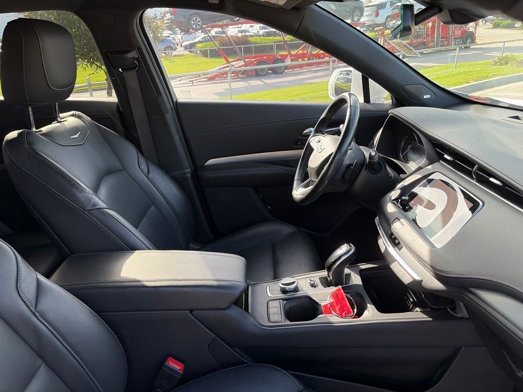 2020 Cadillac XT4 Premium Luxury