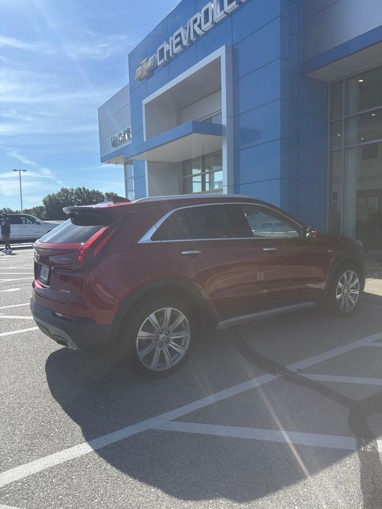 2023 Cadillac XT4 Premium Luxury