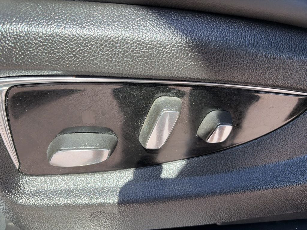 2015 Cadillac Escalade ESV Luxury