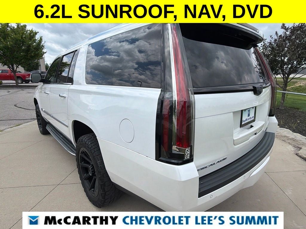 2016 Cadillac Escalade ESV Luxury