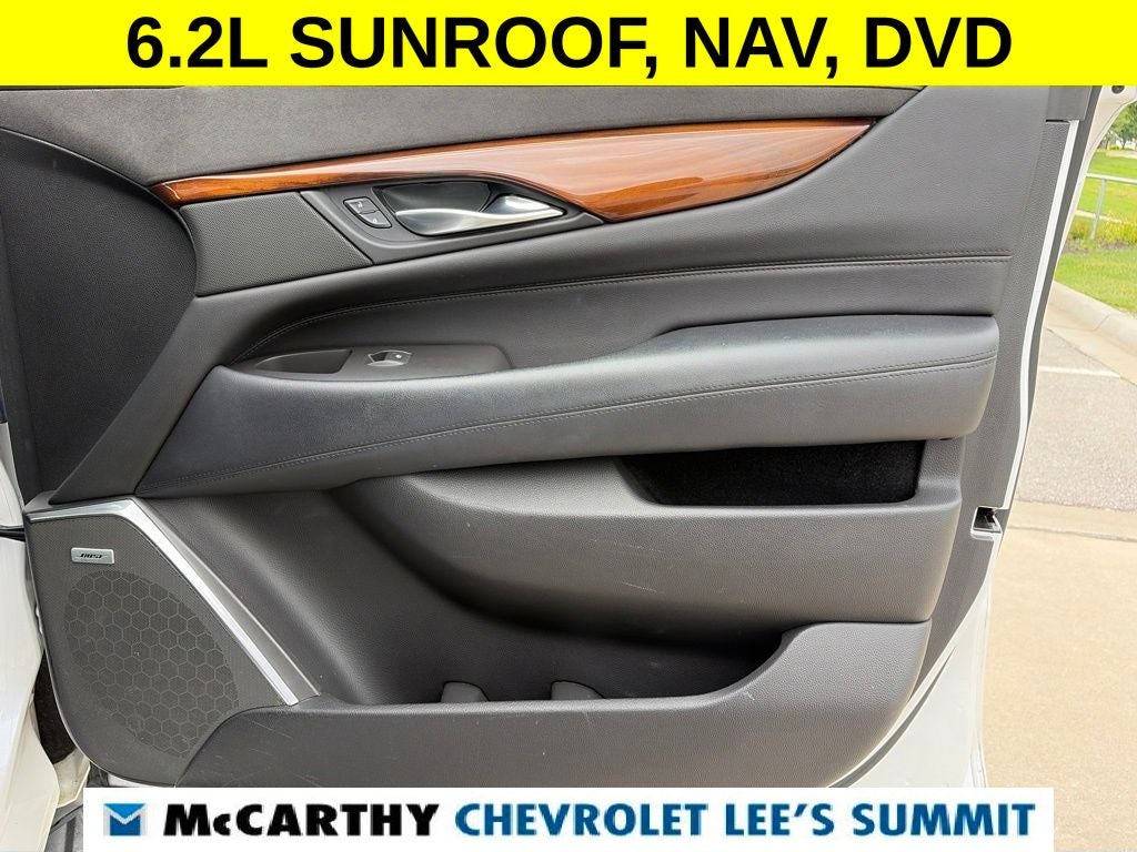 2016 Cadillac Escalade ESV Luxury