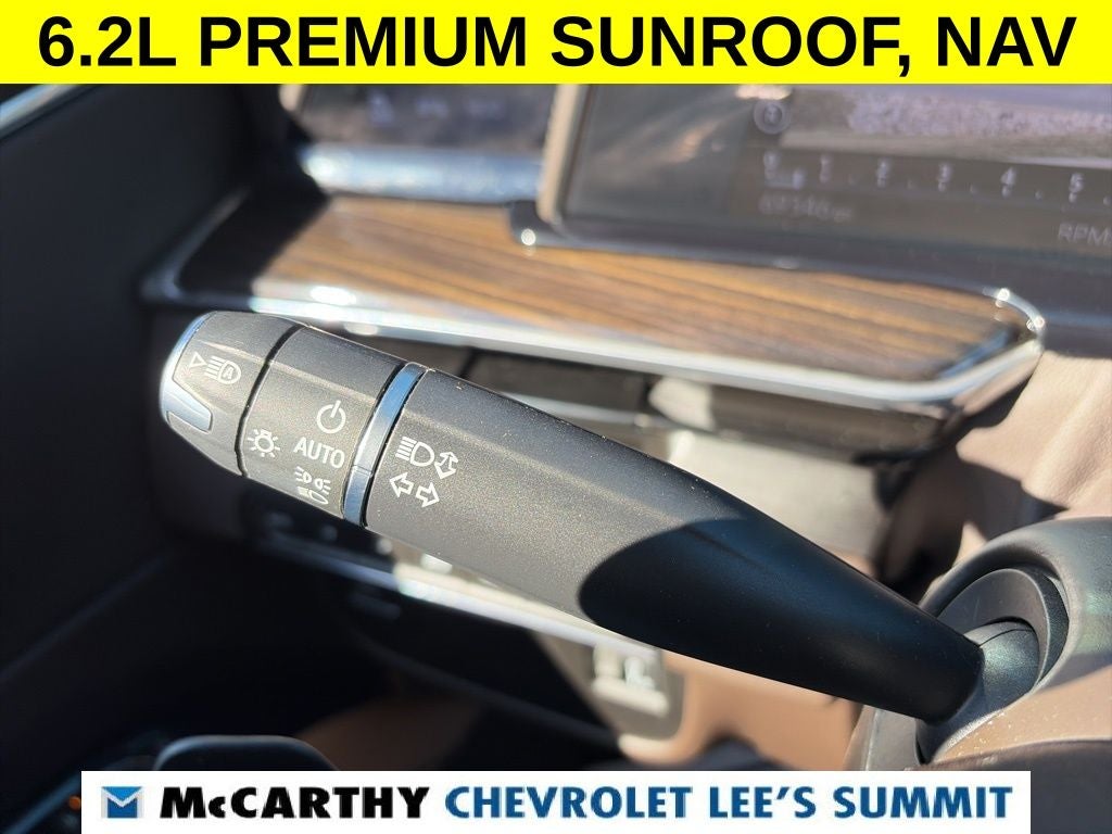 2022 Cadillac Escalade ESV Premium