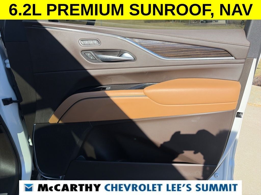 2022 Cadillac Escalade ESV Premium