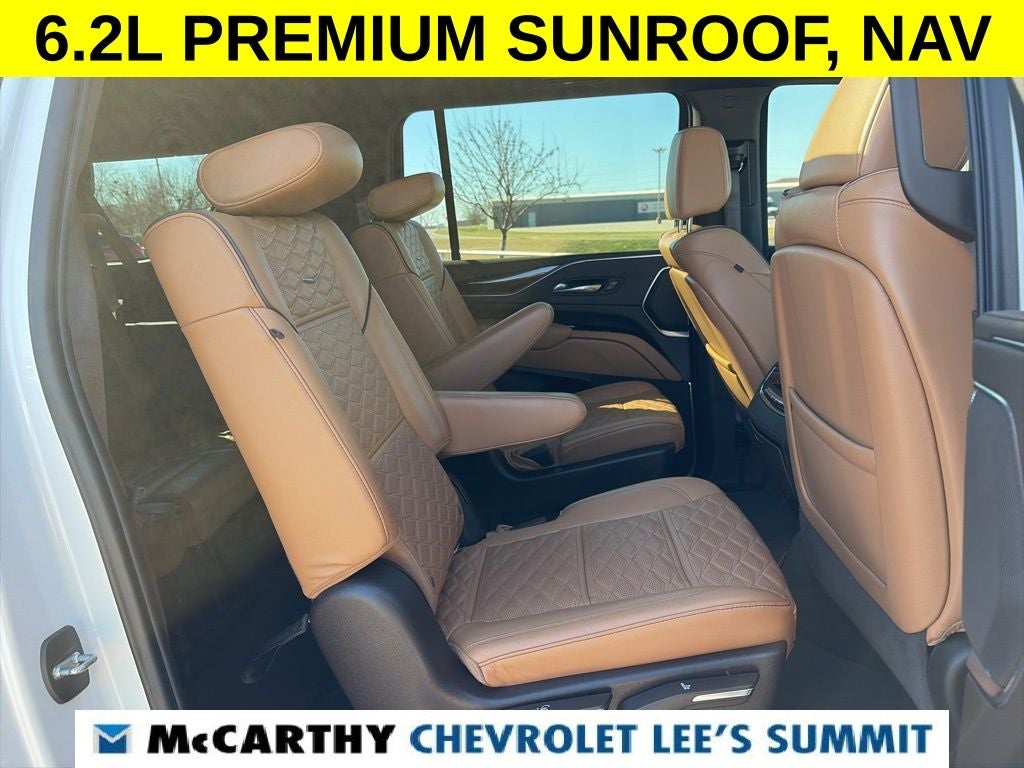 2022 Cadillac Escalade ESV Premium