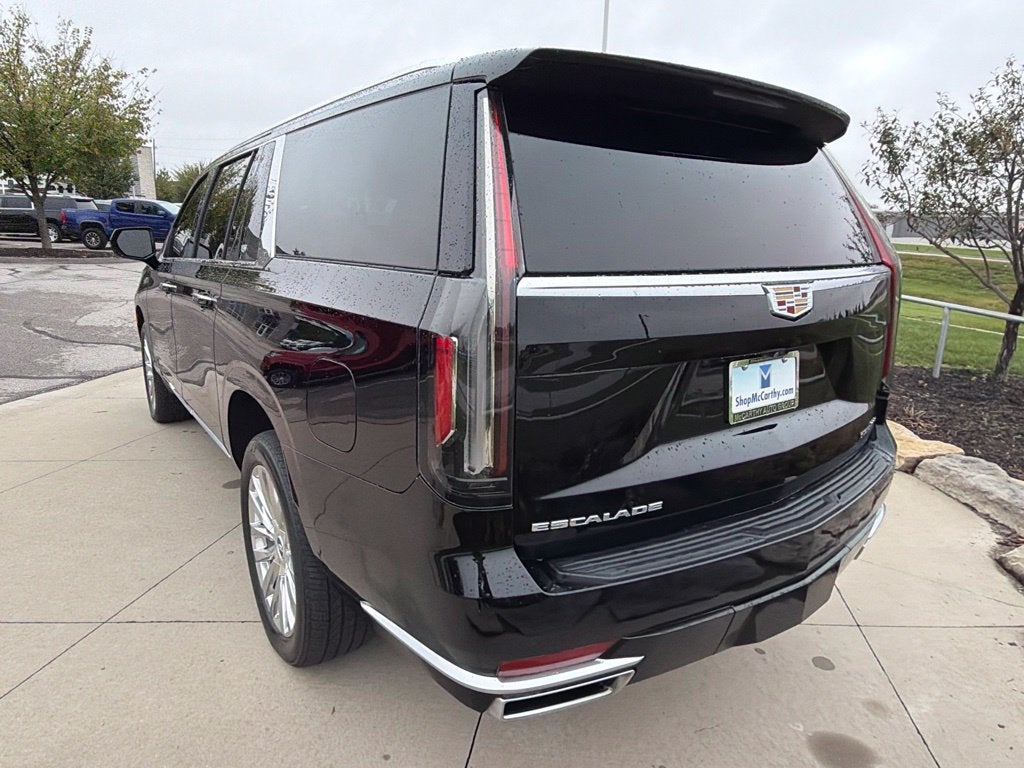 2023 Cadillac Escalade ESV Premium