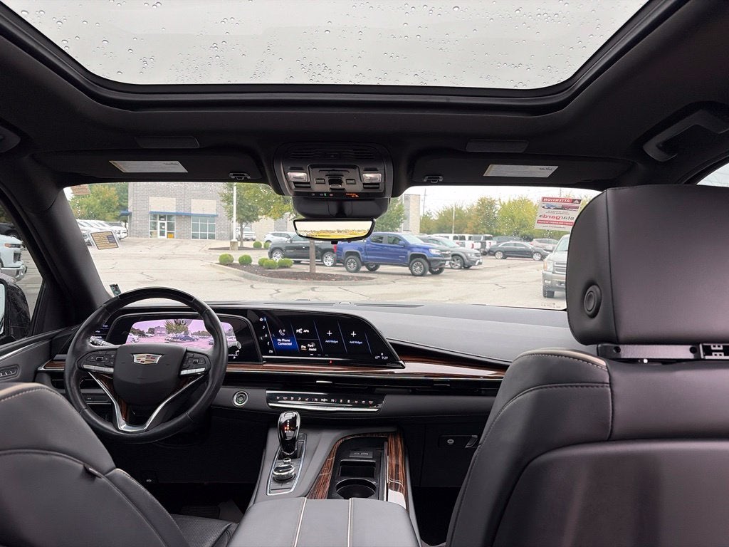 2023 Cadillac Escalade ESV Premium