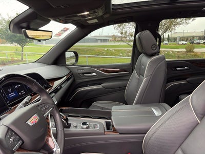 2023 Cadillac Escalade ESV Premium