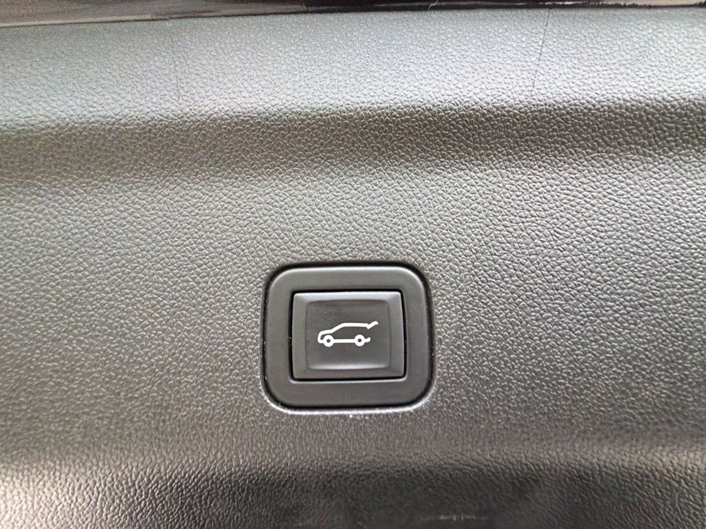2023 Cadillac Escalade ESV Premium