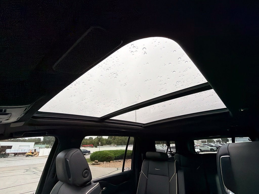 2023 Cadillac Escalade ESV Premium