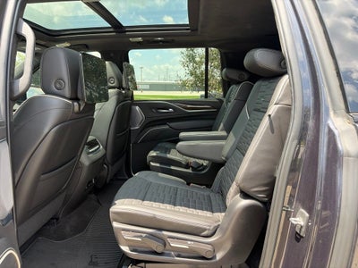 2022 Cadillac Escalade ESV Sport Platinum