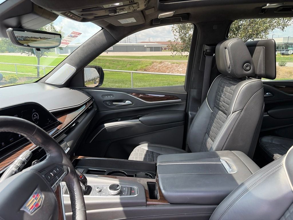 2022 Cadillac Escalade ESV Sport Platinum